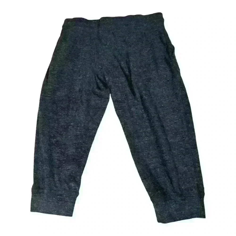 Nike Sportswear Heathered Gray Terry Capri Pants Girl’s Size M
